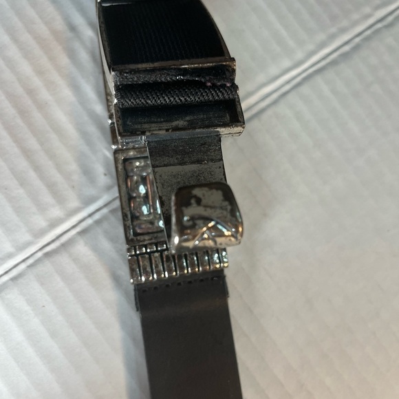 Chico's Leather Silver Black Boho Stretchy Y2K Artsy eclectic Sz Medium has wear - Picture 5 of 16